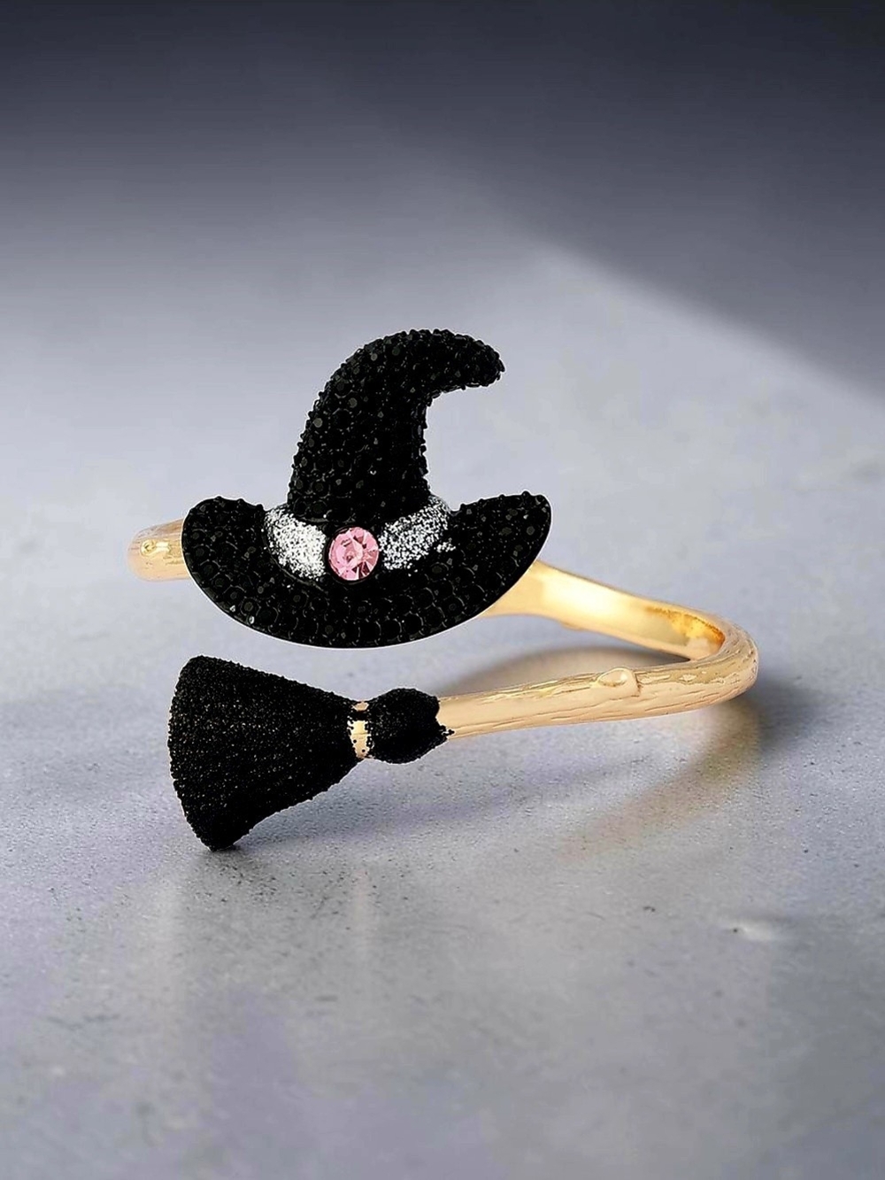 New Betsey Johnson Pave Black Witch Hat Hinge Bangle Bracelet Halloween NWT